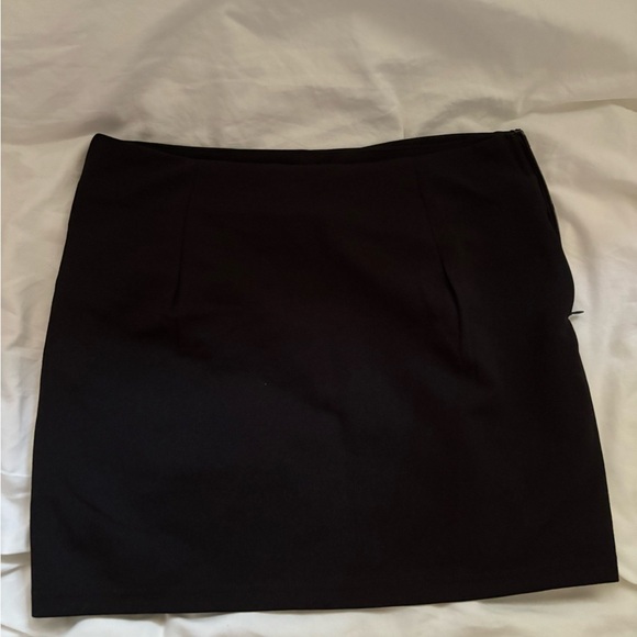 Black Mini Skirt - Picture 3 of 3